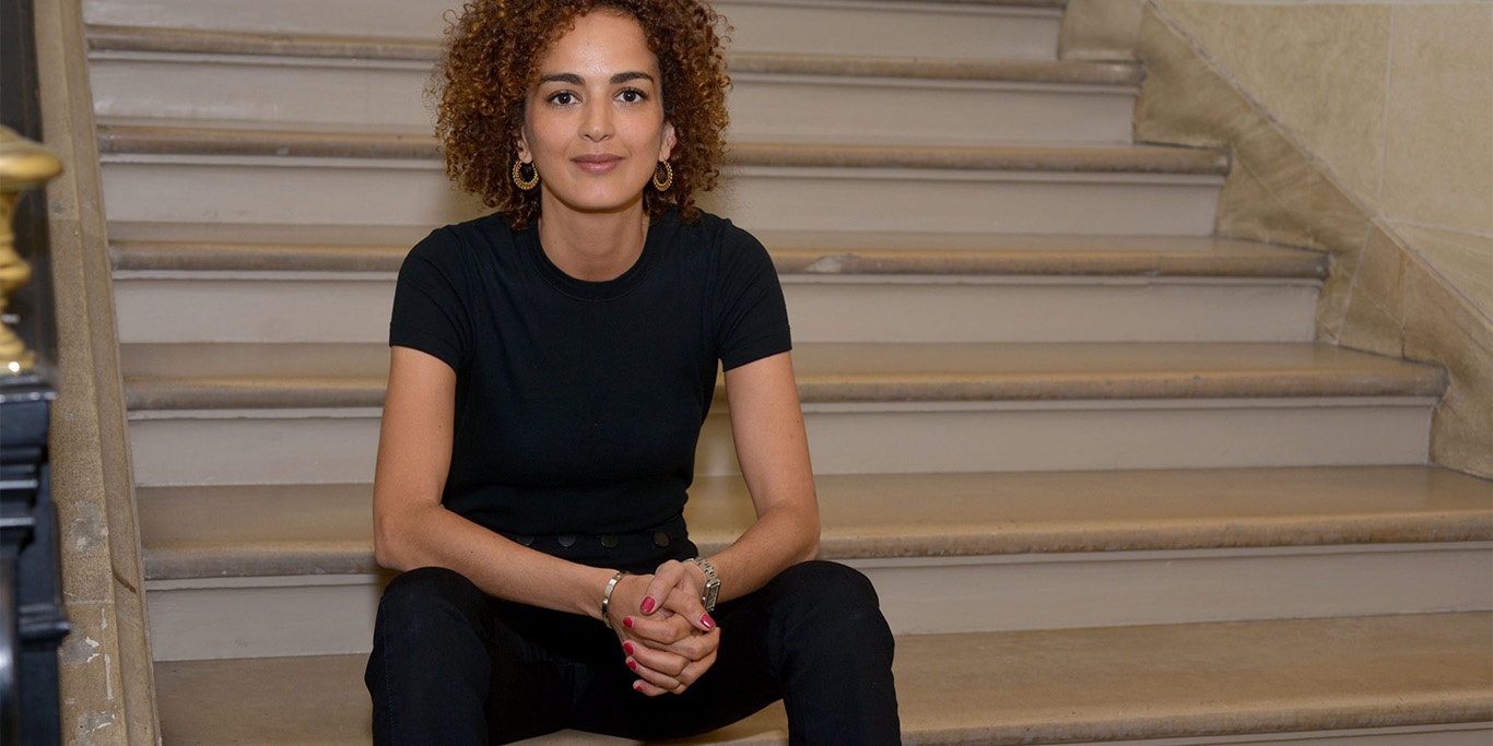 Leïla Slimani : écrivaine franco-marocaine, prix Goncourt et représentante de la francophonie, découvrez son parcours littéraire complet