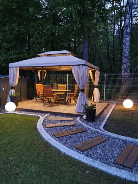 Pavillon de jardin : tout comprendre avant d&rsquo;acheter et d&rsquo;installer